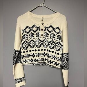 Free People Black and Cream Patterned Sweater Size Medium NWOT